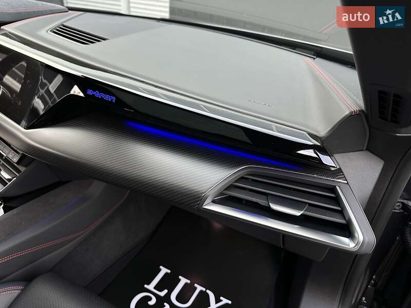 Купе Audi RS e-tron GT 2023 в Киеве