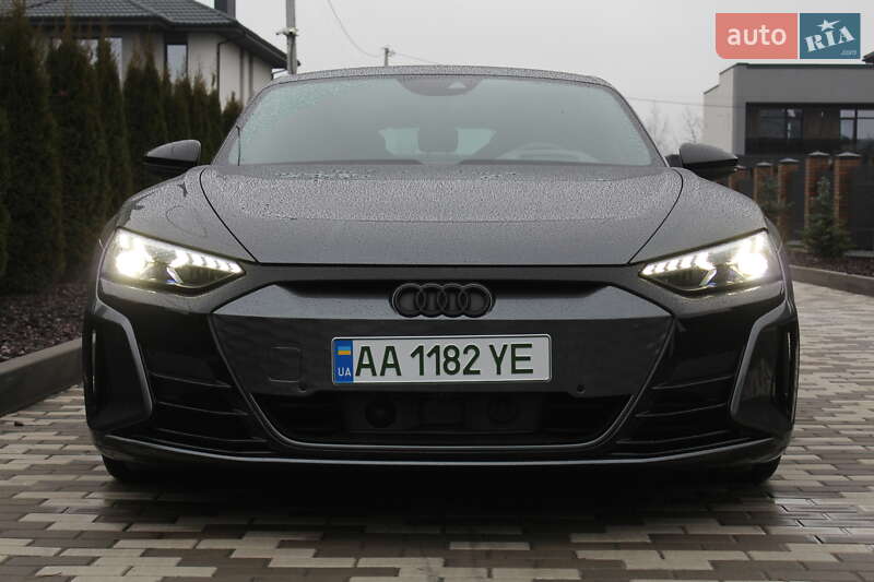 Купе Audi RS e-tron GT 2022 в Києві
