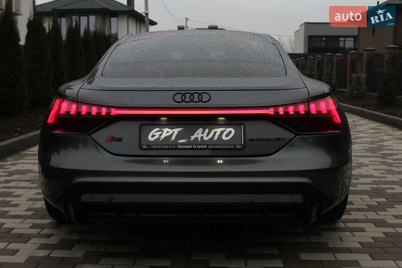 Купе Audi RS e-tron GT 2022 в Києві