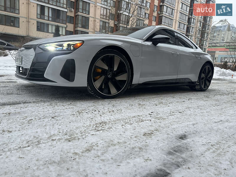 Audi RS e-tron GT 2022