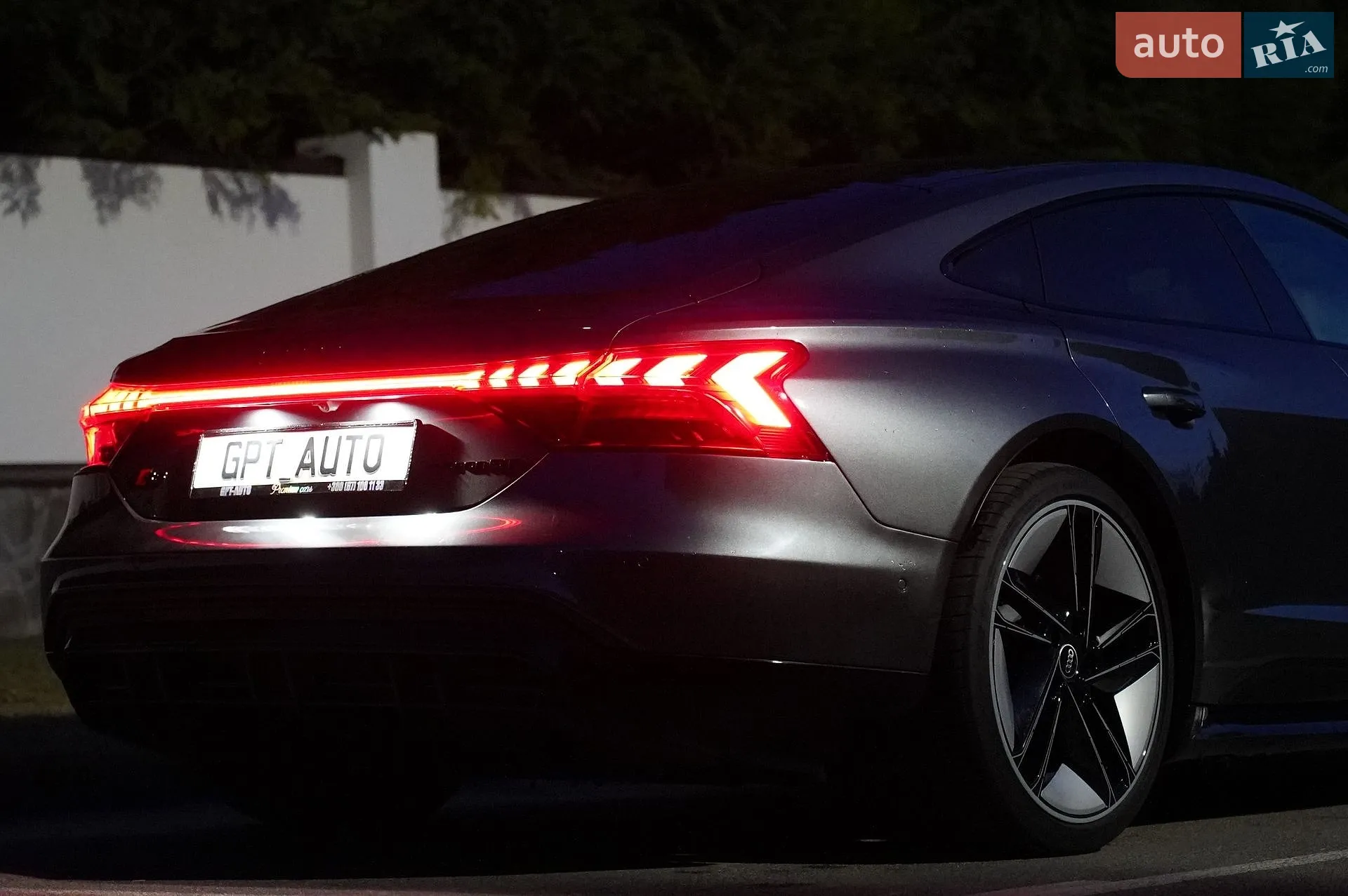 2022 Audi RS e-tron GT - мініатюра 3