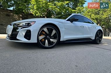 Купе Audi RS e-tron GT 2022 в Днепре