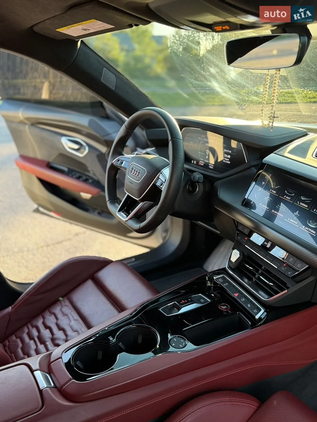 2022 Audi RS e-tron GT - мініатюра 49