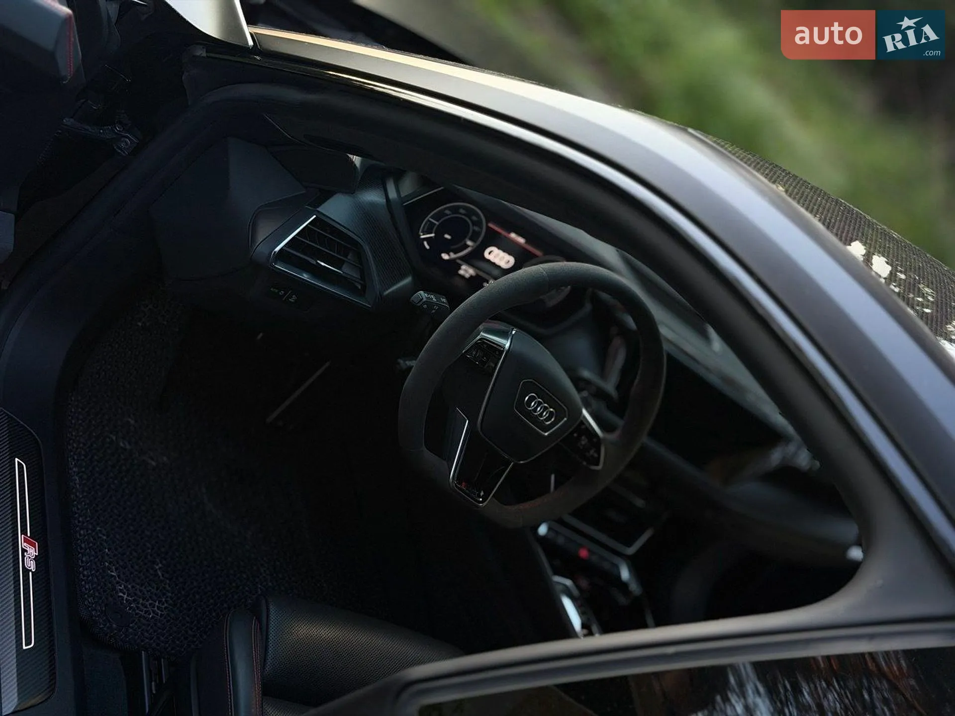 2021 Audi RS e-tron GT - мініатюра 27