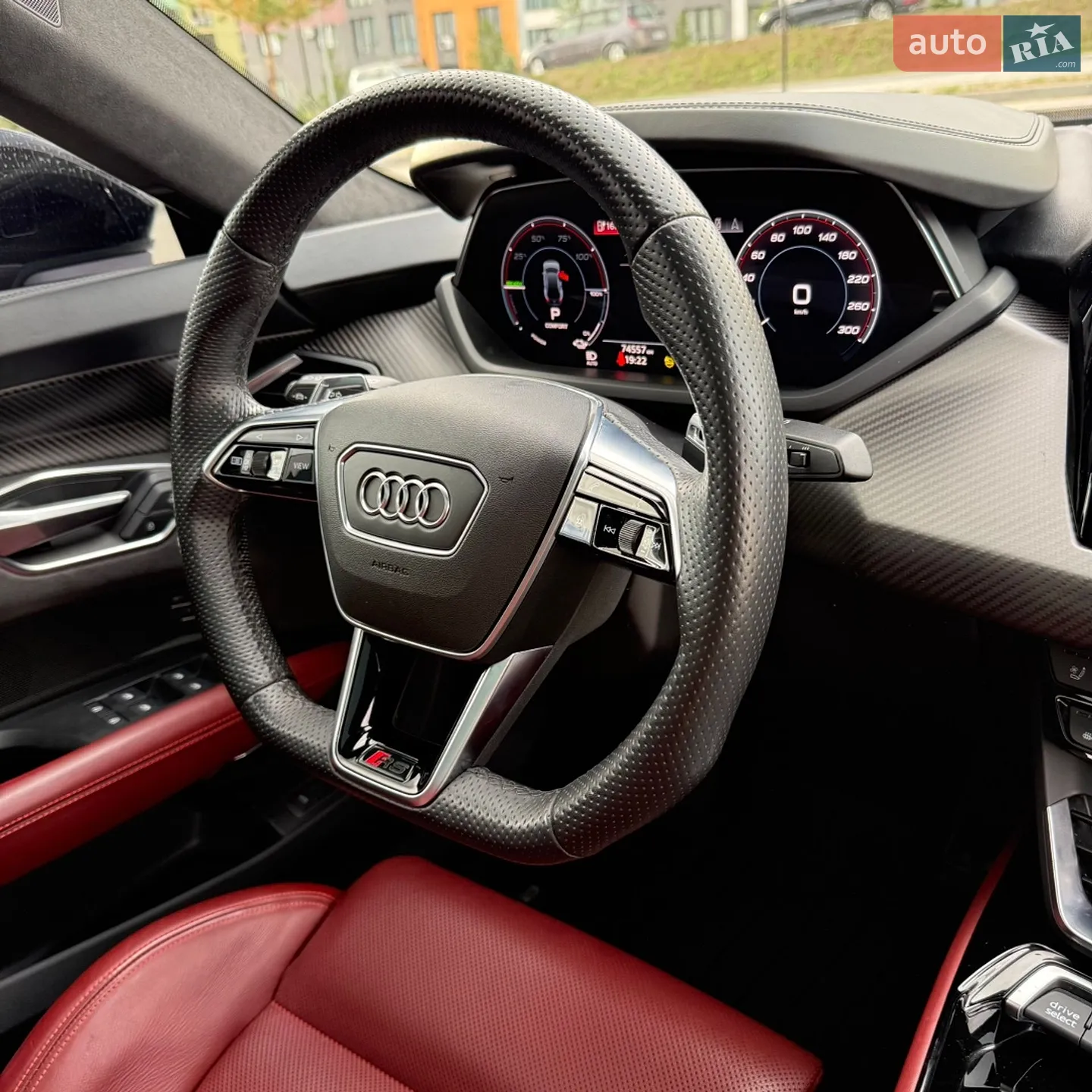 2022 Audi RS e-tron GT - мініатюра 20