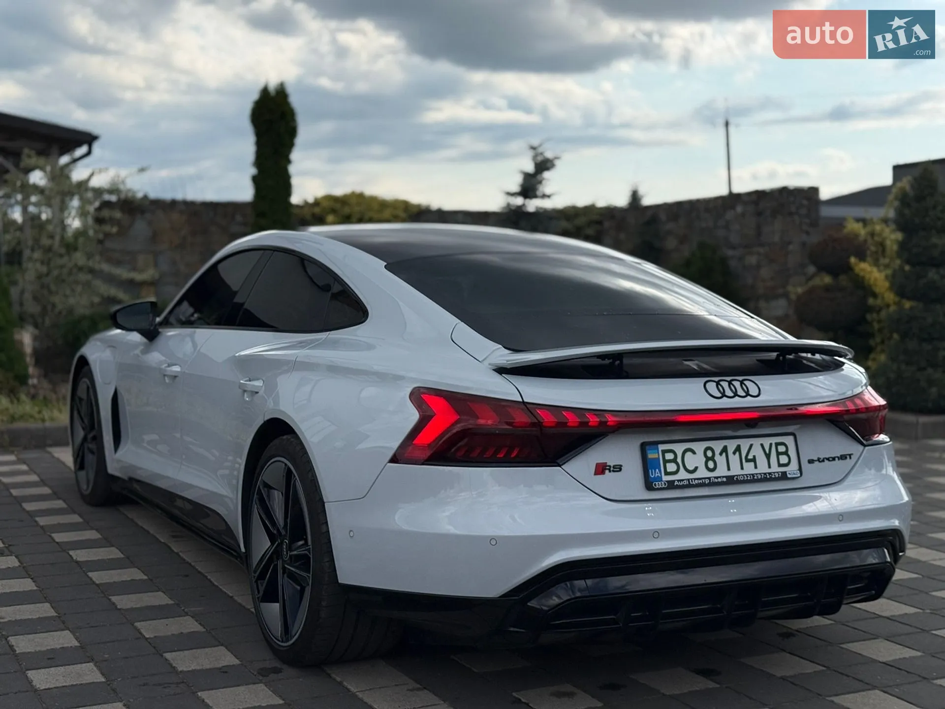 2021 Audi RS e-tron GT - мініатюра 32