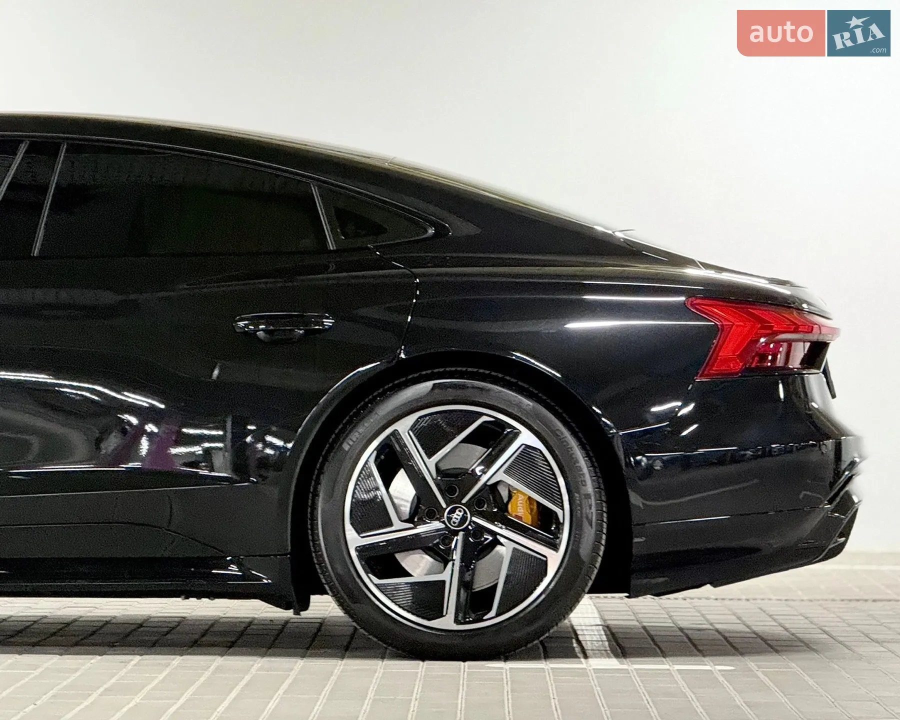 2024 Audi RS e-tron GT - мініатюра 18