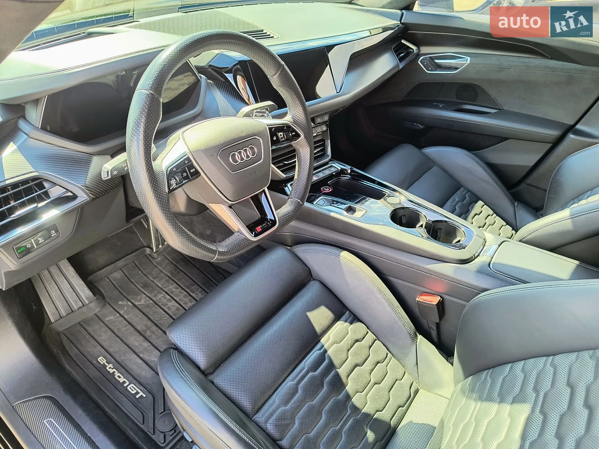 2021 Audi RS e-tron GT - мініатюра 17