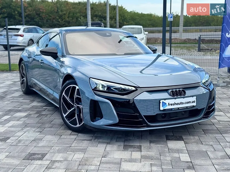 Audi RS e-tron GT 2021