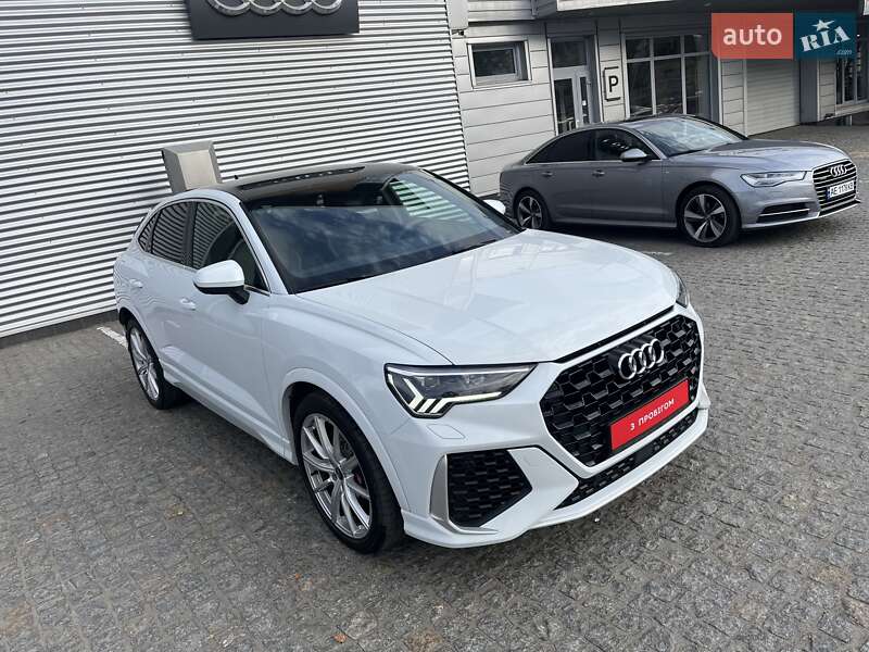 Внедорожник / Кроссовер Audi RS Q3 Sportback 2021 в Днепре