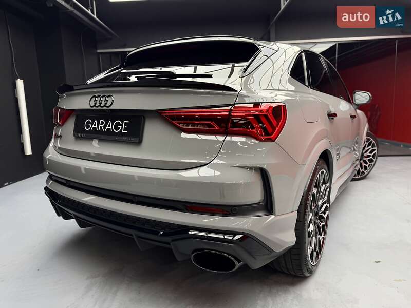 Позашляховик / Кросовер Audi RS Q3 2023 в Києві
