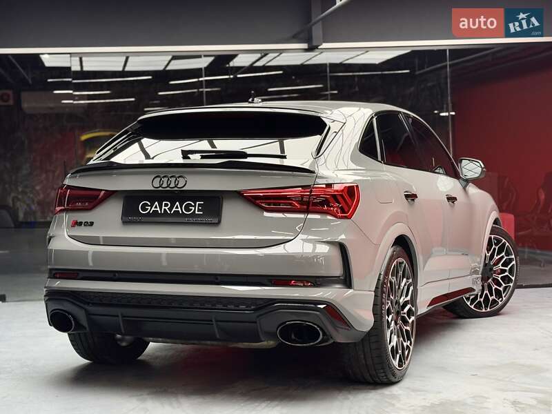 Позашляховик / Кросовер Audi RS Q3 2023 в Києві