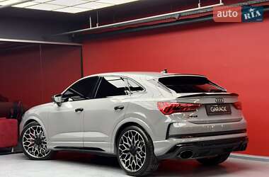 Внедорожник / Кроссовер Audi RS Q3 2023 в 