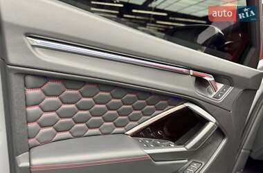 Внедорожник / Кроссовер Audi RS Q3 2023 в 