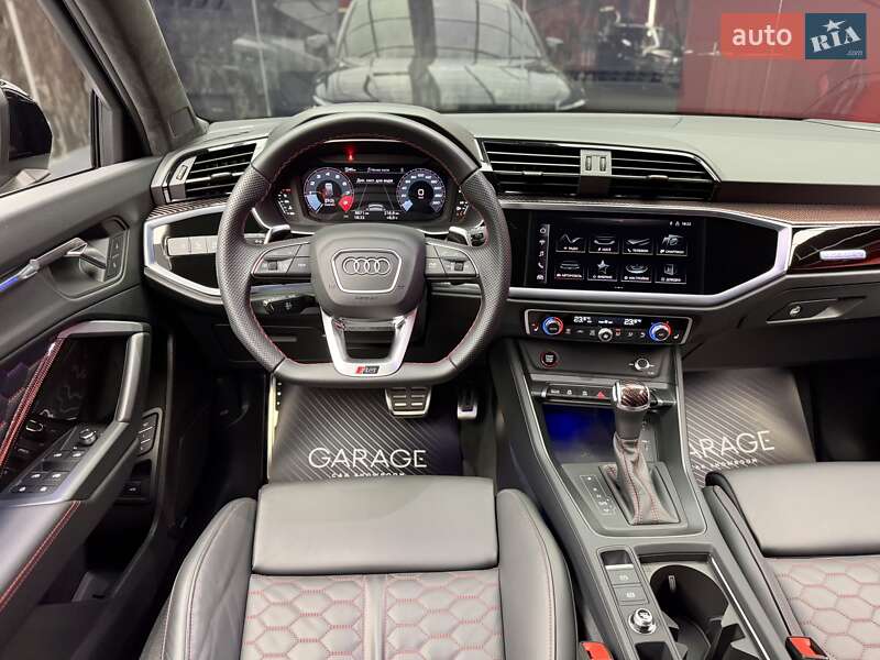 Позашляховик / Кросовер Audi RS Q3 2023 в Києві