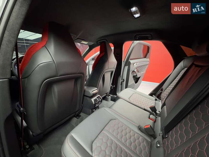 Позашляховик / Кросовер Audi RS Q3 2023 в Києві