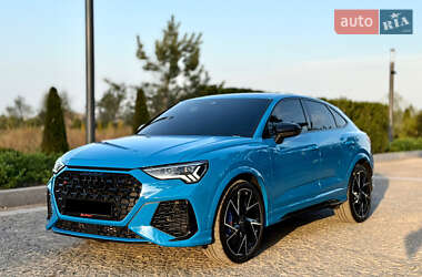 Внедорожник / Кроссовер Audi RS Q3 2023 в 