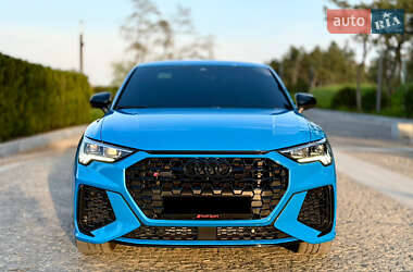Внедорожник / Кроссовер Audi RS Q3 2023 в 