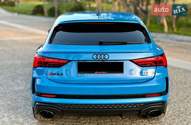 Внедорожник / Кроссовер Audi RS Q3 2023 в 