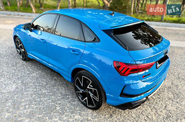 Внедорожник / Кроссовер Audi RS Q3 2023 в 