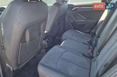 Внедорожник / Кроссовер Audi RS Q3 2024 в 