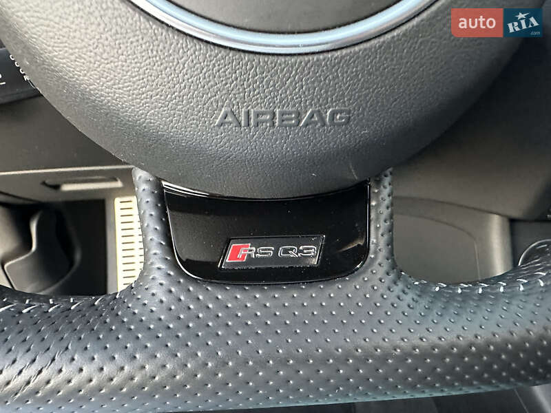 Внедорожник / Кроссовер Audi RS Q3 2016 в Луцке