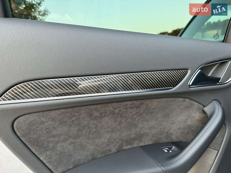 Внедорожник / Кроссовер Audi RS Q3 2016 в Луцке