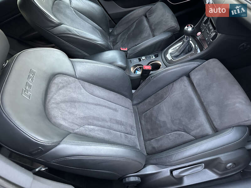 Внедорожник / Кроссовер Audi RS Q3 2016 в Луцке