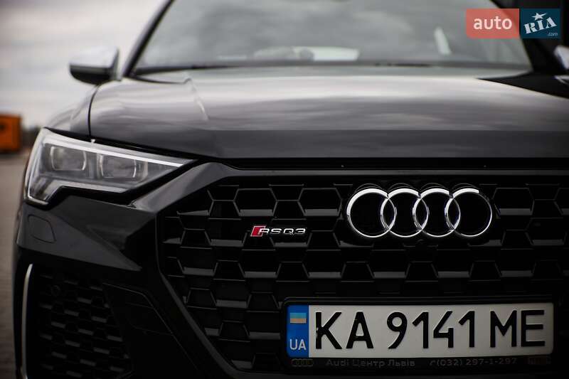 Позашляховик / Кросовер Audi RS Q3 2024 в Києві