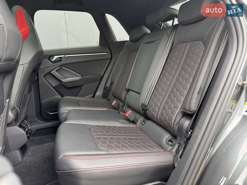 Внедорожник / Кроссовер Audi RS Q3 2021 в Луцке фото 24 Внедорожник / Кроссовер Audi RS Q3 2021 в Луцке