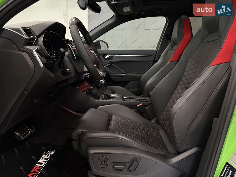 Внедорожник / Кроссовер Audi RS Q3 2023 в Тернополе