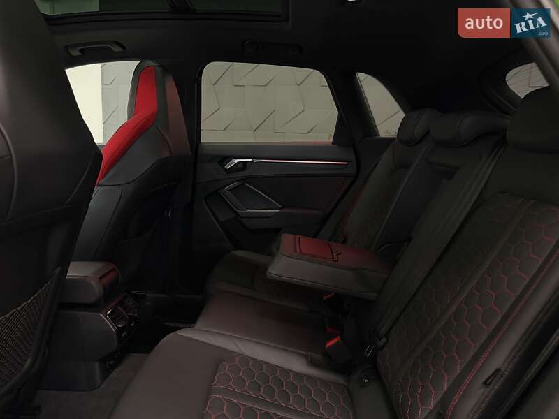 Внедорожник / Кроссовер Audi RS Q3 2023 в Тернополе