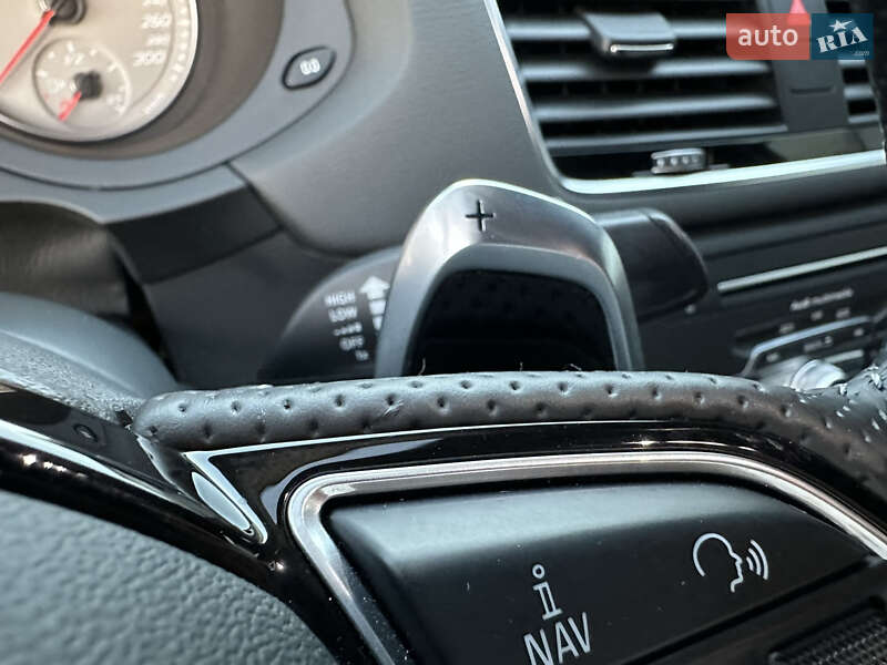 Внедорожник / Кроссовер Audi RS Q3 2016 в Луцке