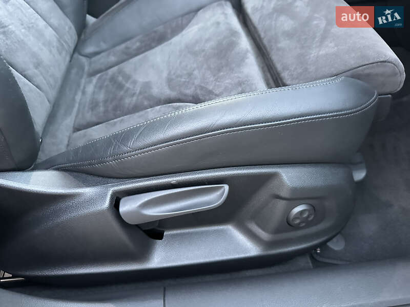 Внедорожник / Кроссовер Audi RS Q3 2016 в Луцке