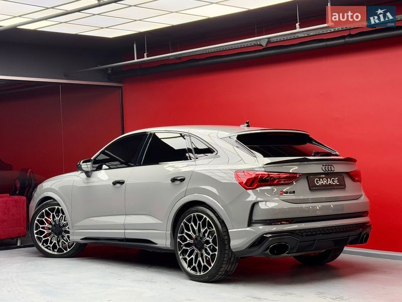 Внедорожник / Кроссовер Audi RS Q3 2023 в Киеве фото 28 Внедорожник / Кроссовер Audi RS Q3 2023 в Киеве