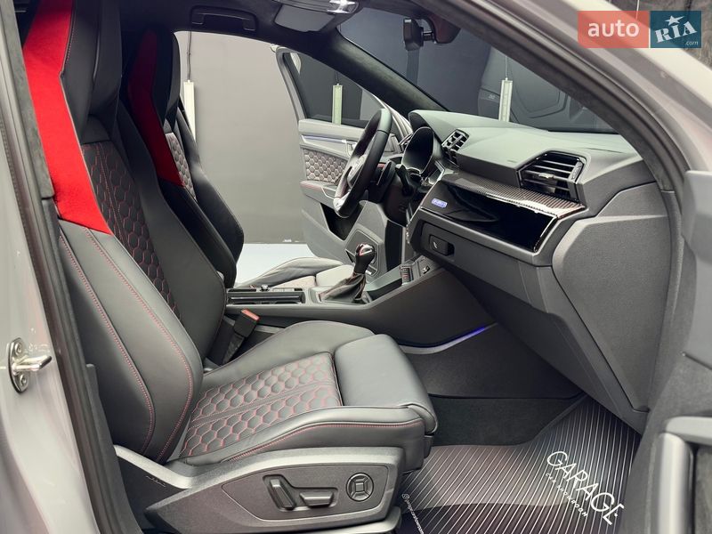 Внедорожник / Кроссовер Audi RS Q3 2023 в Киеве фото 63 Внедорожник / Кроссовер Audi RS Q3 2023 в Киеве