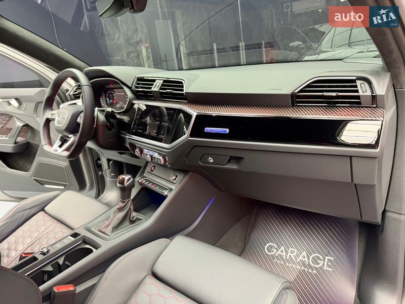 Внедорожник / Кроссовер Audi RS Q3 2023 в Киеве фото 66 Внедорожник / Кроссовер Audi RS Q3 2023 в Киеве