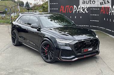 Внедорожник / Кроссовер Audi RS Q8 2020 в 