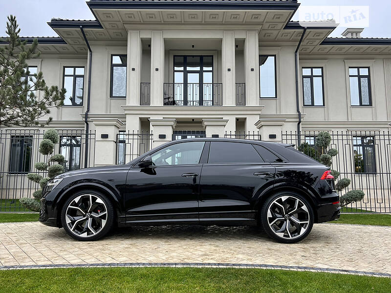 Внедорожник / Кроссовер Audi RS Q8 2021 в Одессе