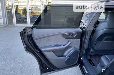 Внедорожник / Кроссовер Audi RS Q8 2021 в 