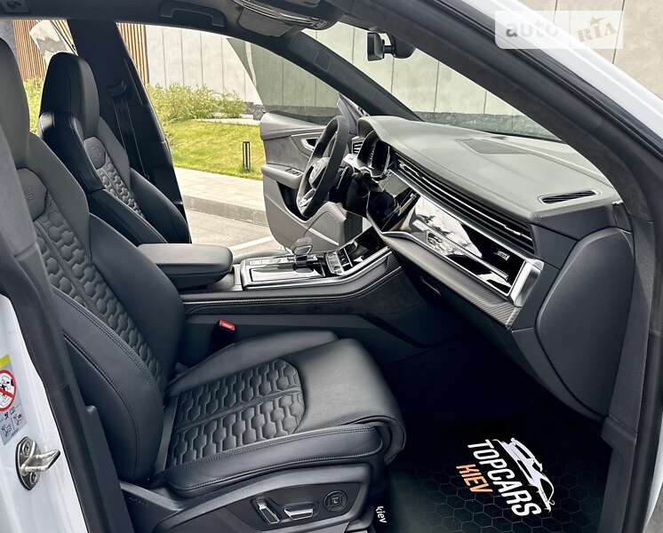 Внедорожник / Кроссовер Audi RS Q8 2020 в Киеве