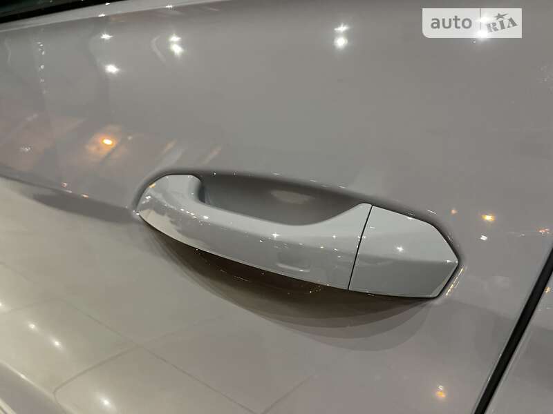 Внедорожник / Кроссовер Audi RS Q8 2023 в Одессе