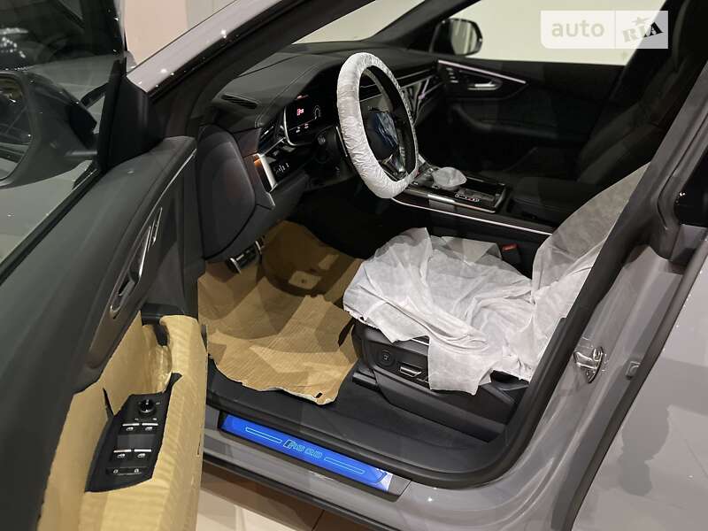 Внедорожник / Кроссовер Audi RS Q8 2023 в Одессе