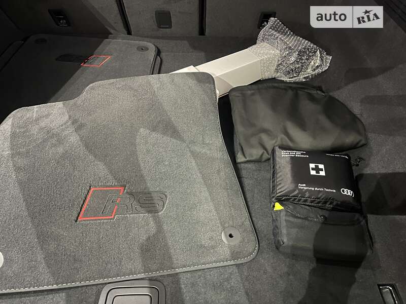 Внедорожник / Кроссовер Audi RS Q8 2023 в Одессе