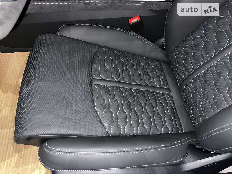 Внедорожник / Кроссовер Audi RS Q8 2023 в Одессе