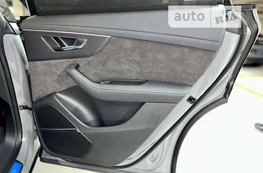 Внедорожник / Кроссовер Audi RS Q8 2022 в 