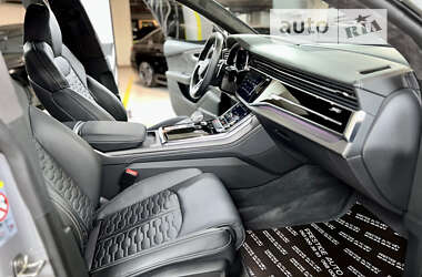 Внедорожник / Кроссовер Audi RS Q8 2022 в 