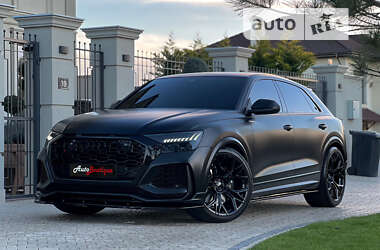 Внедорожник / Кроссовер Audi RS Q8 2021 в 