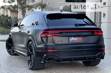 Внедорожник / Кроссовер Audi RS Q8 2021 в 
