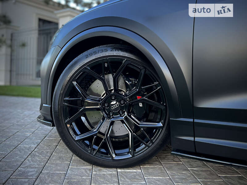 Внедорожник / Кроссовер Audi RS Q8 2021 в Одессе